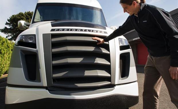 کشنده دایملر SuperTruck مدل 2015