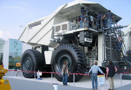 بزرگ ترین کامیون